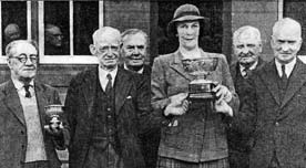 Mrs Annie McFarlane Lochburn Bar Maryhill 1951